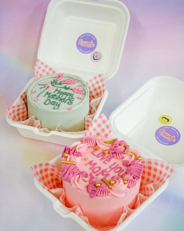 Mini's For Mom! 
...
We've added some cute mini cake design options for Mother's Day onto our online store 😁
Order online and collect from our studio in Woodstock.
Vegan options available. 
...
#crumb #crumbcakes #crumbcakessa #minicakes #minicake #bentocake #cake #mothersday