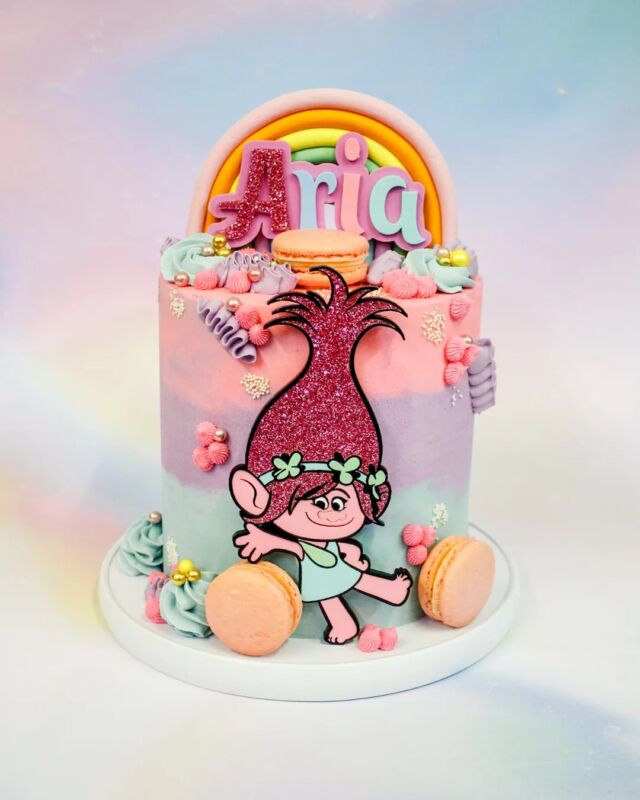 How cute is this TROLLS birthday cake?🎂🎂 🎂 We had so much fun creating this one! The pastel ombre buttercream and funky piping paired perfectly with the incredible acrylic charm and name topper from @bakeitbeautiful.co.za. I'm so lucky to work with so many talented creatives (that are based in the same building as us!) ...#celebrationcake#celebrationcakes #crumb #crumbcakes #cakeme #cake #cakes #birthdaycake #birthdaycakes #trolls #trollscake #trollsparty #trollspartyideas #poppytroll