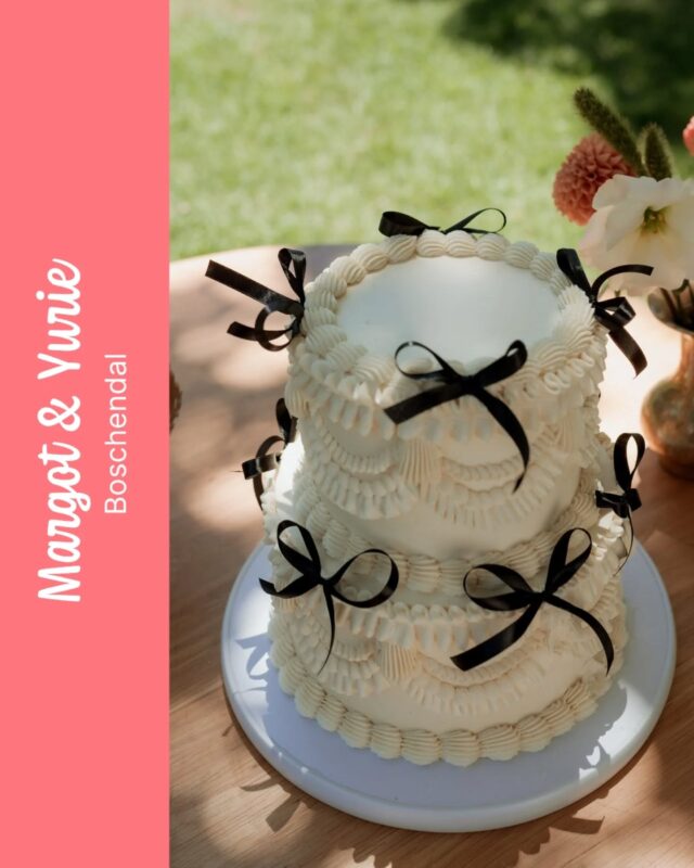 MARGOT & YURIE
🌿🌿🌿
Can you believe that this cake is all plant based! Yes you read that right - 100% VEGAN!!
...
Margot & Yurie celebrated their big day at @boschendal earlier this year, and we loved creating this beautiful vintage style wedding cake for their big day
Thank you for including us in your big day M & Y 💖
...
Coordinated by @strawberryweddingsandevents 
Photography by @lauren_pretorius_photography 
@vegan.by.crumb
#wedding #weddingcakes #cakeme #crumb #crumbcakes #crumbcakessa #vintagecake #vegan #veganbycrumb #vegancake #vegancakes #veganweddingcake