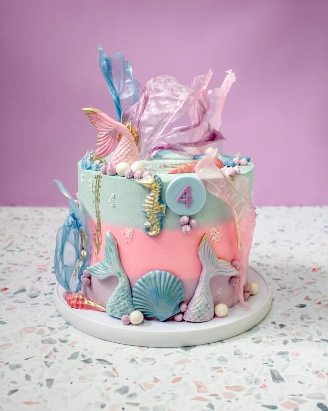 Sophie turns 4!!
🧜‍♀️🐚💖
A magical mermaid cake for little Sophie's 4th birthday. Seashells, wavey rice paper sails, mertails and an incredible colour palette - it's a showstopper for sure! Oh - and this is a vegan cake! 😍
...
Let us make your birthday cake dreams come true - get in touch via the enquiry form on the Celebration Cake page on our website
...
#crumb #crumbcakes #veganbycrumb #cakeme #crumbcakes #crumbcakessa #celebrationcake #celebrationcakes 
@colour.mill @backdropshopsa