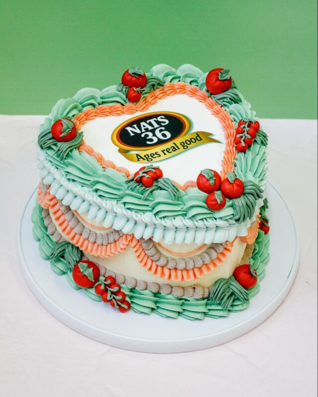 A Cake Brief Of Dreams! 
🍅🍅🍅
Remember that ICONIC @allgoldsa advert from the 90’s with the worker with his adorable lisp counting out 36 tomatoes for each bottle? Well - that advert was the brief for this cake. My client sent me a link to the video and said - do whatever you want! What a dream!!!
…
The colours of the cake were inspired by the colours of the ad, with little fondant tomatoes, and a logo inspired by the actual All Gold logo for Nathalie’s 36th birthday. 36ttthhhccc - get it? Iconic 
…
#celebrationcake #celebrationcakes #tomatocake #tomato #tomatosauce #tomatoes #crumb #crumbcakes #crumbcakessa #capetowncakes