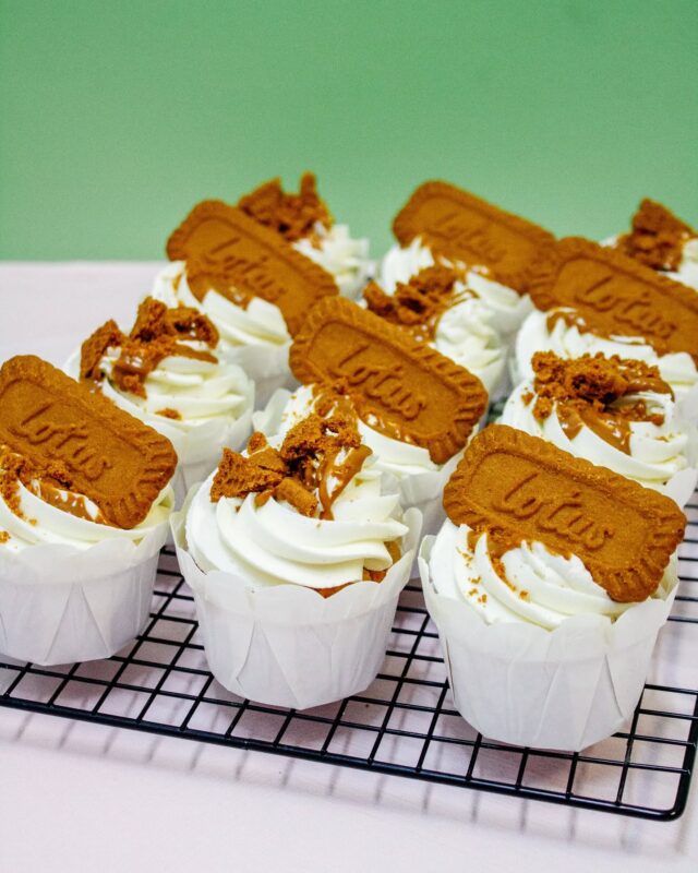 BISCOFF CUPCAKES...One thing that we are certain of is that most, if not everyone loves Biscoff! Our super popular Biscoff cupcakes consist of Biscoff cookie spread stuffed into delicious vanilla bean cupcakes, that are then topped with swirls of vanilla bean buttercream, drizzled with Biscoff spread and topped with crushed and whole Biscoff cookies. The perfect balance of vanilla and spicy speculoos flavours 😙...Available to order from our online store 🫶Also available in an insane vegan version #crumbcakes #crumbcakessa #cupcakes #cupcakestagram #veganbycrumb