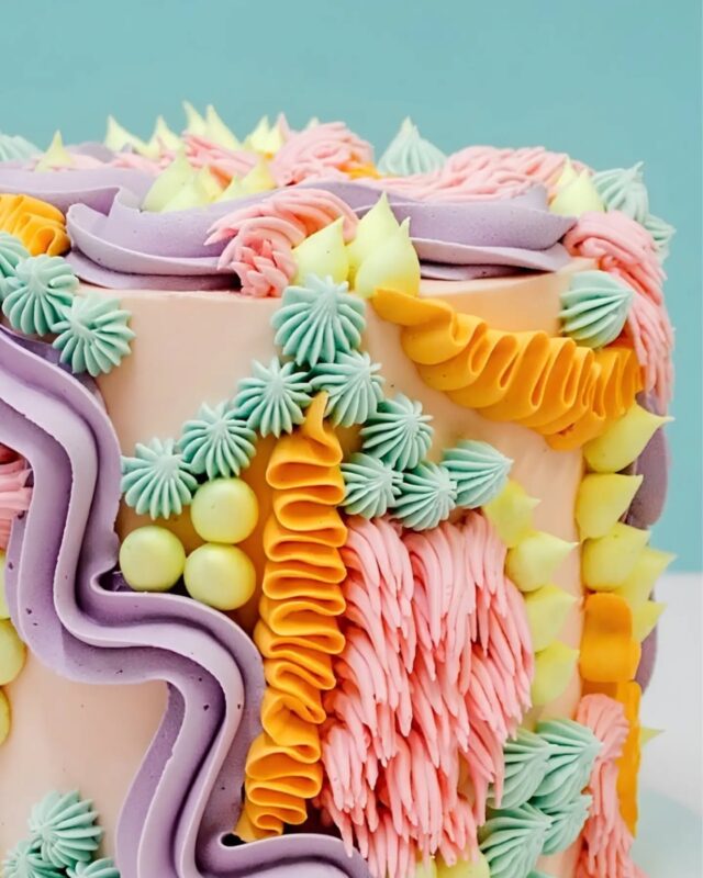 It's SO Fluffy!!!🦄🌈🧁Do you know which movie that line is from??? ...Truly one of the most joyful cake designs on our online store. Available in this super fun bright colourful version, as well as a blue and a pink version....Available to order from our online store 🎀#cake #birthdaycake #celebrationcake #celebrationcakes
