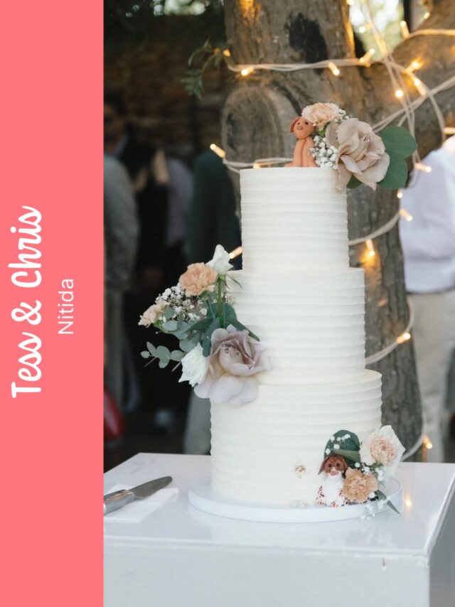 TESS & CHRIS…Our beautiful three tier Lita size adorned in classic buttercream ruffles. Timeless & elegant. Tess & Chris chose Very Vanilla, Classic Carrot & Walnut & Rich Chocolate as their flavours with the cutest figurines of their dogs on their cake. Venue @nitidawine Photographer @hannahstclairphoto # weddingcake #weddingcakes