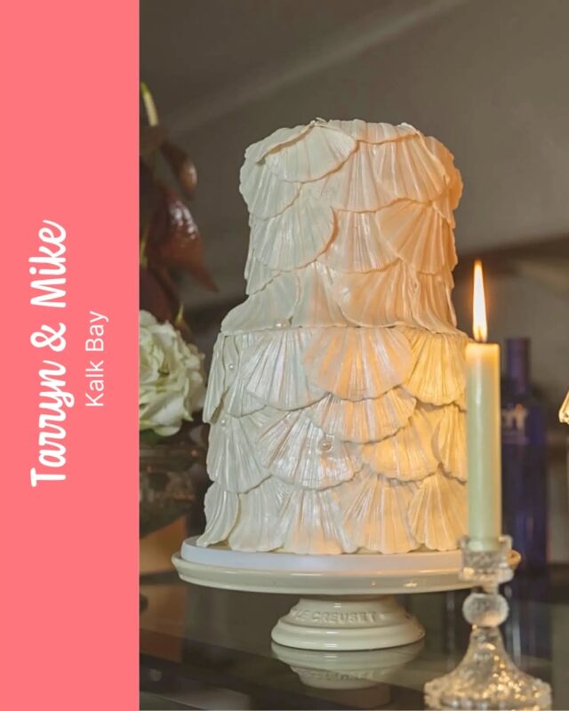 Tarryn & Mike...How many shells did it take to cover this cake???Have a guess!!! ...Each scallop shell was individually moulded, dusted in lustre dust and applied to this cake.I absolutely LOVED creating this wedding cake - it's modern, yet timeless, and super fun too! #weddingcake #weddingcakes